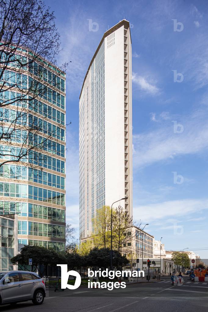 Pirelli Skyscraper, Milan, Italy, 2021 (photo)