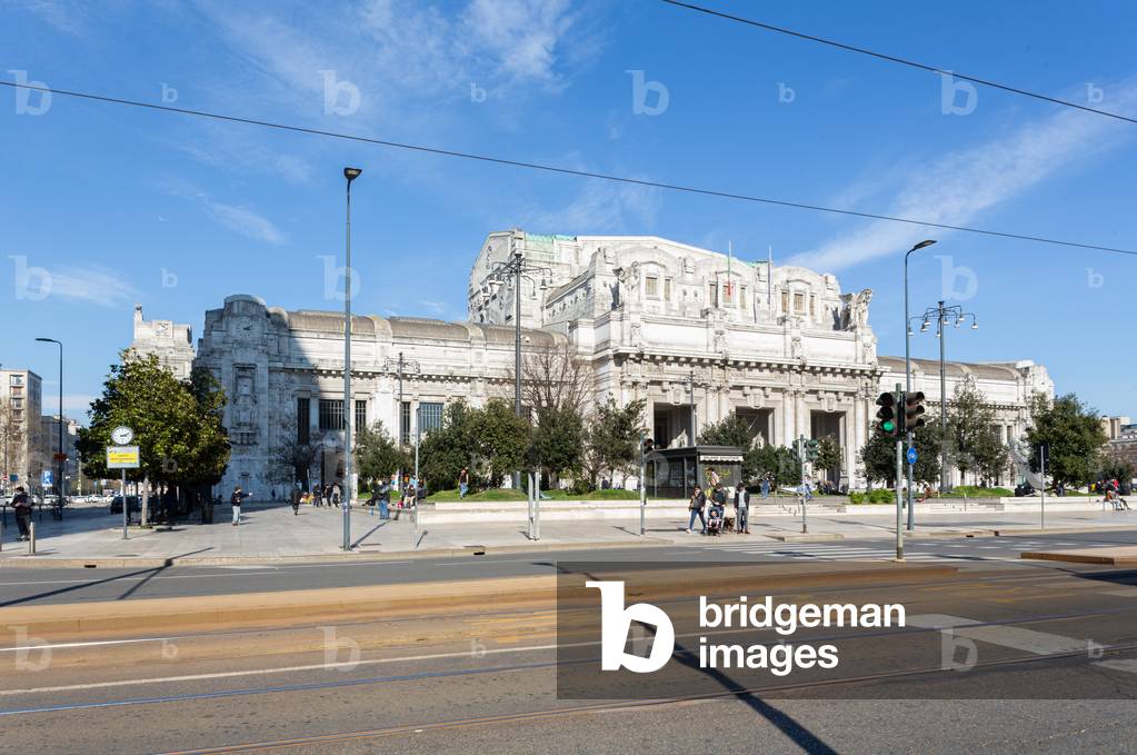 Milan Central Station, Italy, 2021 (photo)