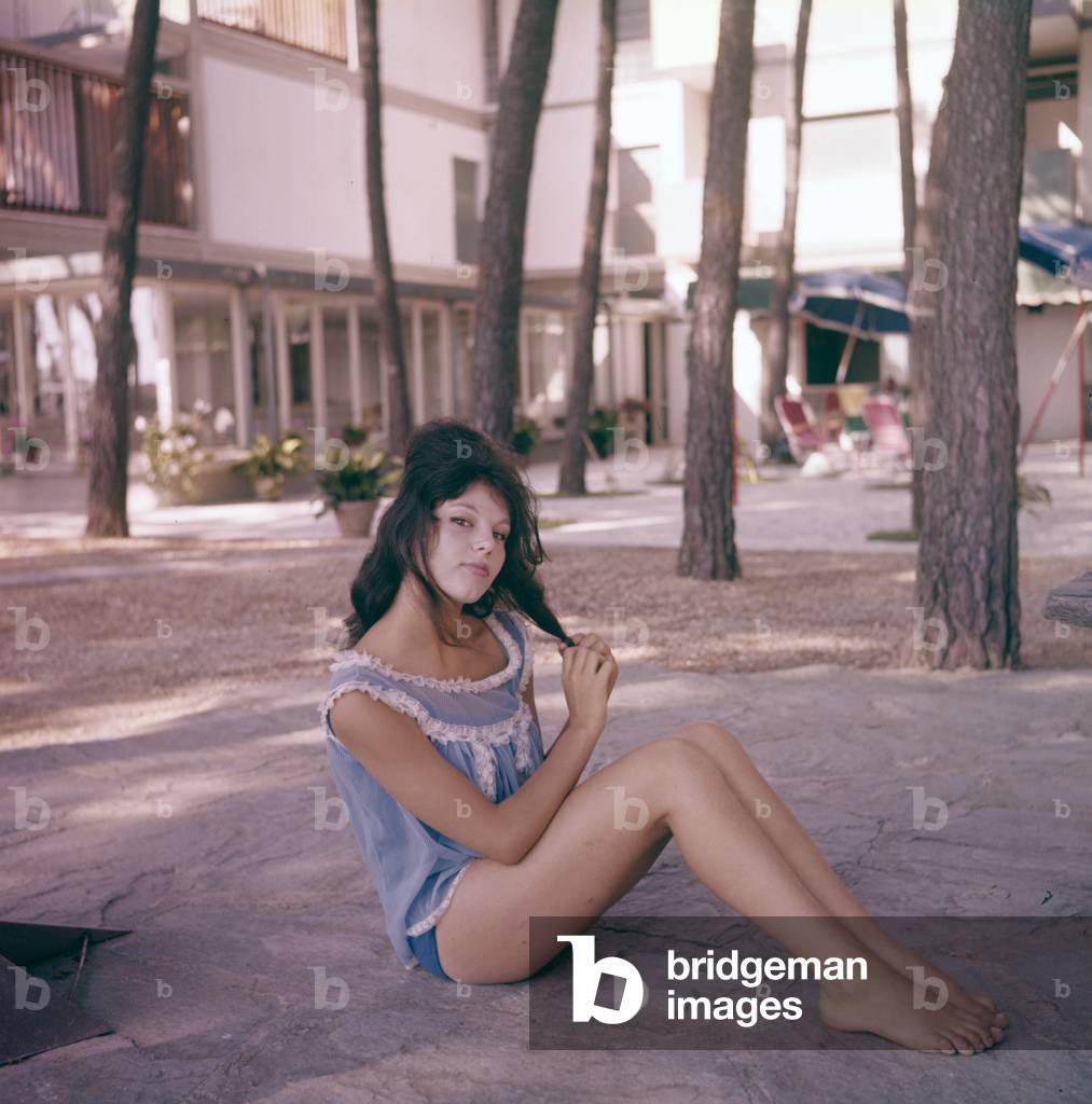 Stefania Sandrelli posing, Italy, 1960 (photo)