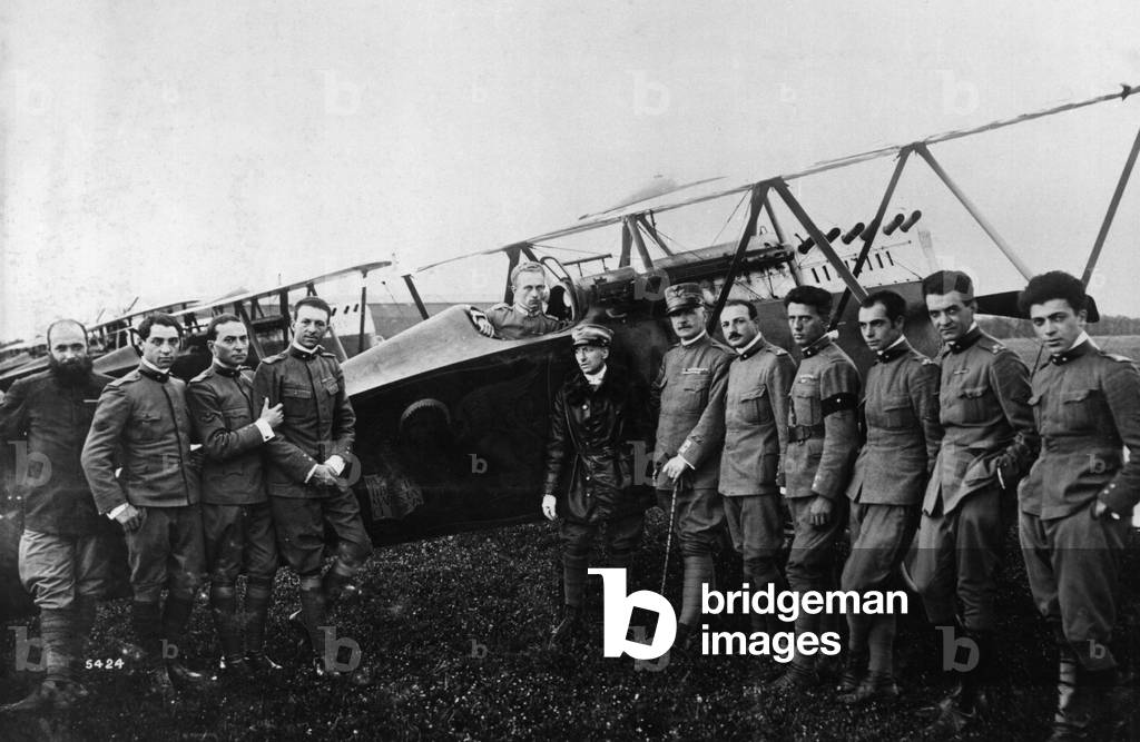 Gabriele D'Annunzio with some pilots