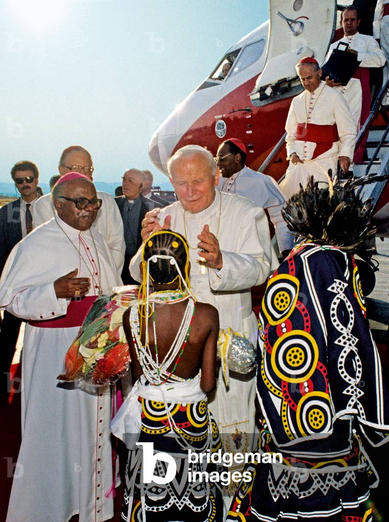 Pope John Paul II, Angola