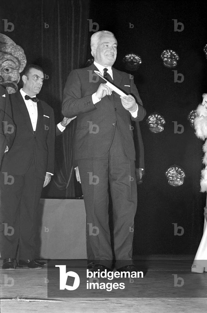 Vittorio De Sica receiving the Silver Mask prize, Italy, 1972 (b/w photo)