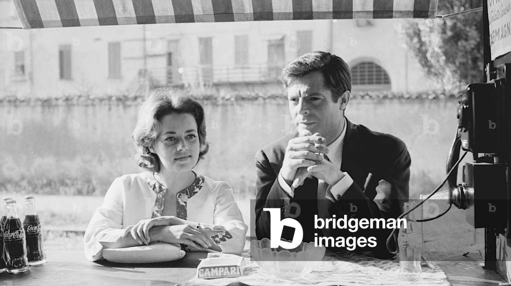 Marcello Mastroianni and Jeanne Moreau on the set of La notte, Italy, 1960 (b/w photo)