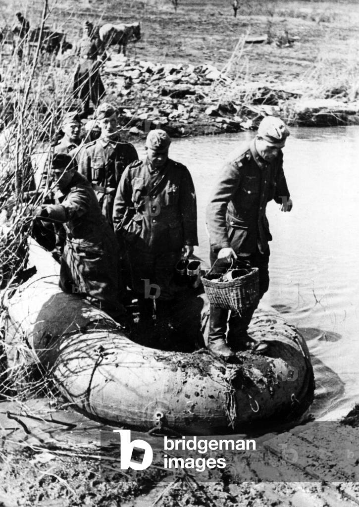 Mess rations for German outposts