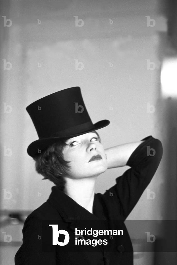 Shirley MacLaine in Rome, Italy, 1961 (b/w photo)