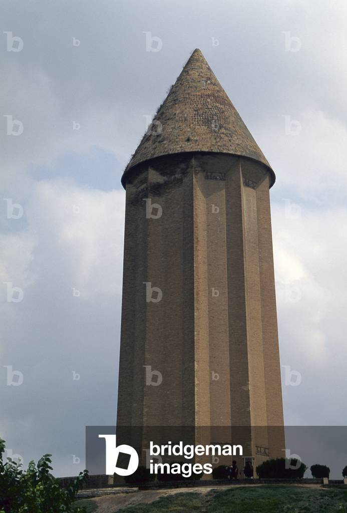 Gunbad-i Qabus tower, 1006-1007, 2th century, Iran, Gorgan (brickwork)