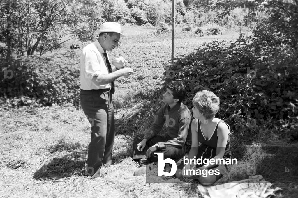 Claudia Cardinale e Georges Chakiris in La Ragazza di Bube, Italy, 1963 (b/w photo)