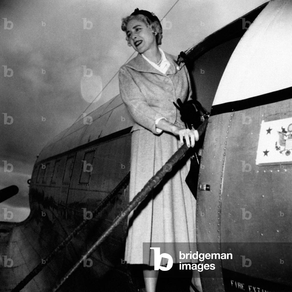 Clare Boothe Luce leaving from Alghero airport