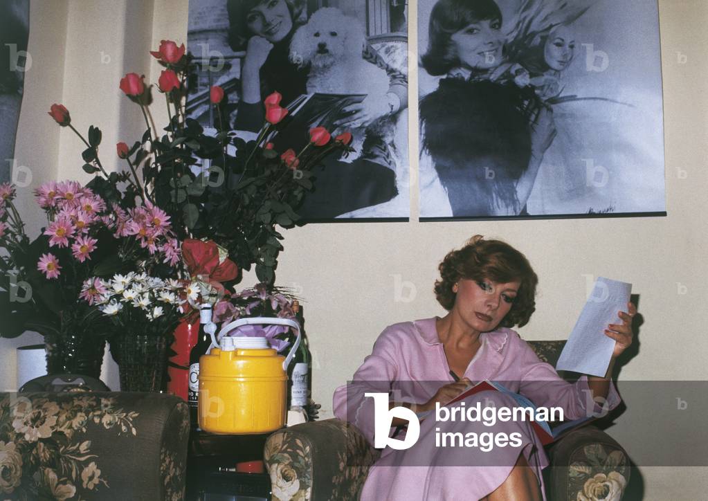 Rossella Falk in her dressing room