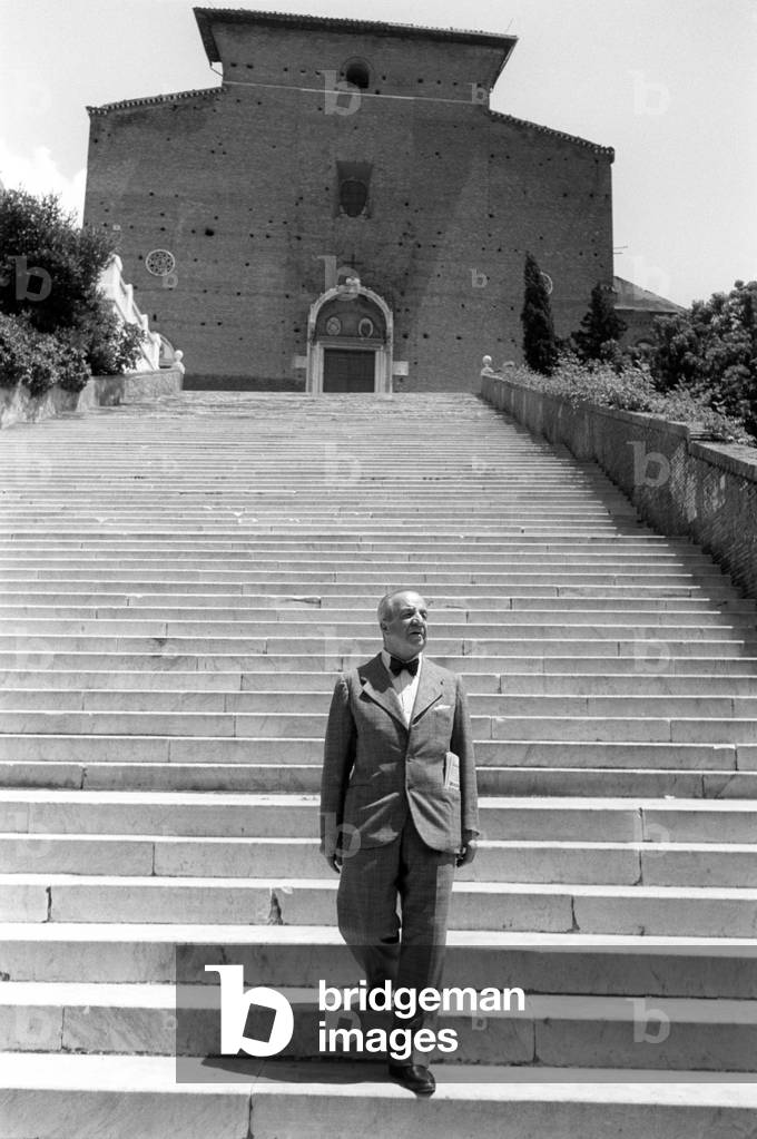 Aldo Palazzeschi on Santa Maria in Aracoeli steps