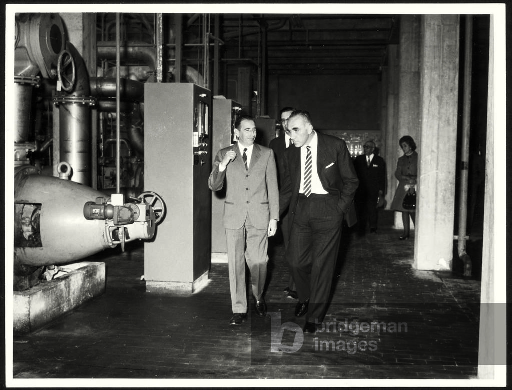 Sergio Polillo and Giorgio Mondadori at the paper factory