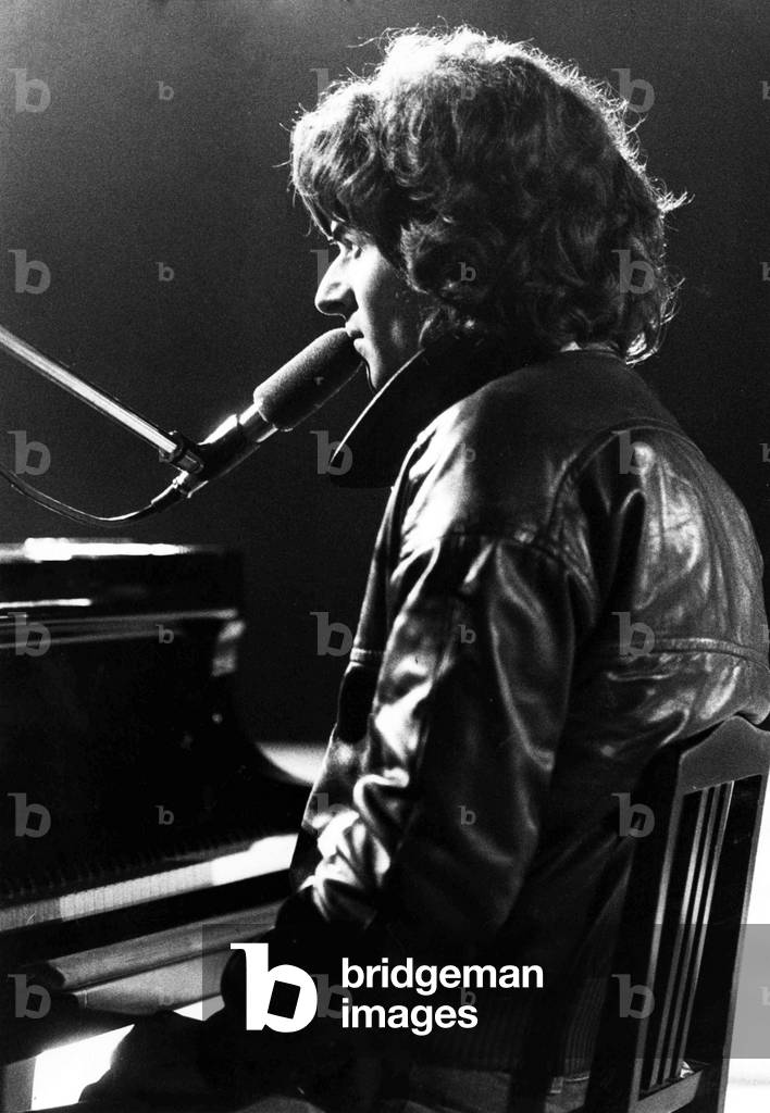 Claudio Baglioni at the piano, Italy, 1970 (b/w photo)