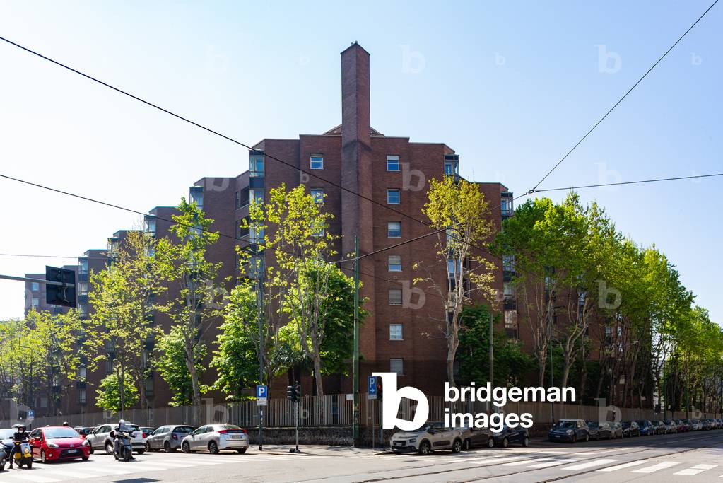 INA Block, Milan, Italy, 2021 (photo)