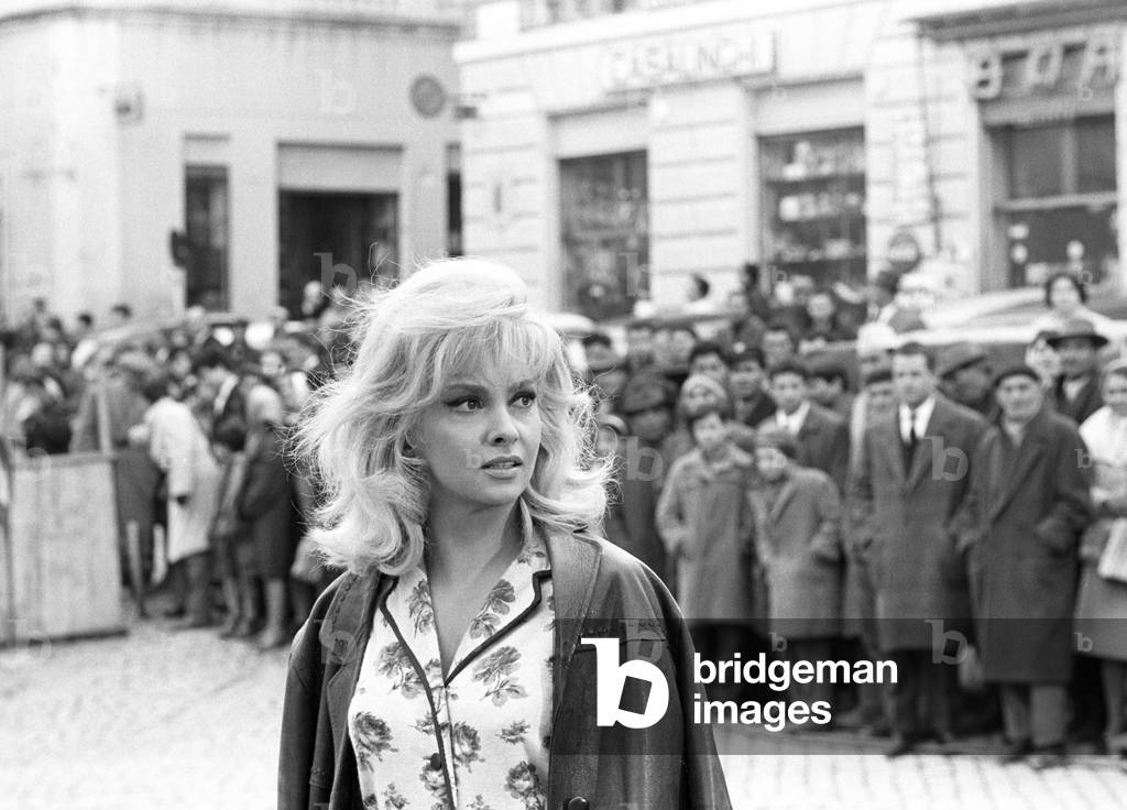 Gina Lollobrigida on the set of La bellezza di Ippolita, Italy, 1962 (b/w photo)