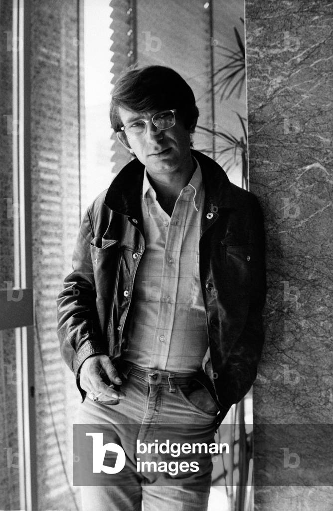 Nicola Di Bari with hands in pocket