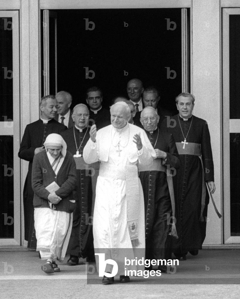 Mother Teresa of Calcutta with Pope Johannes Paul II, Vatican, 1980 (b/w photo)
