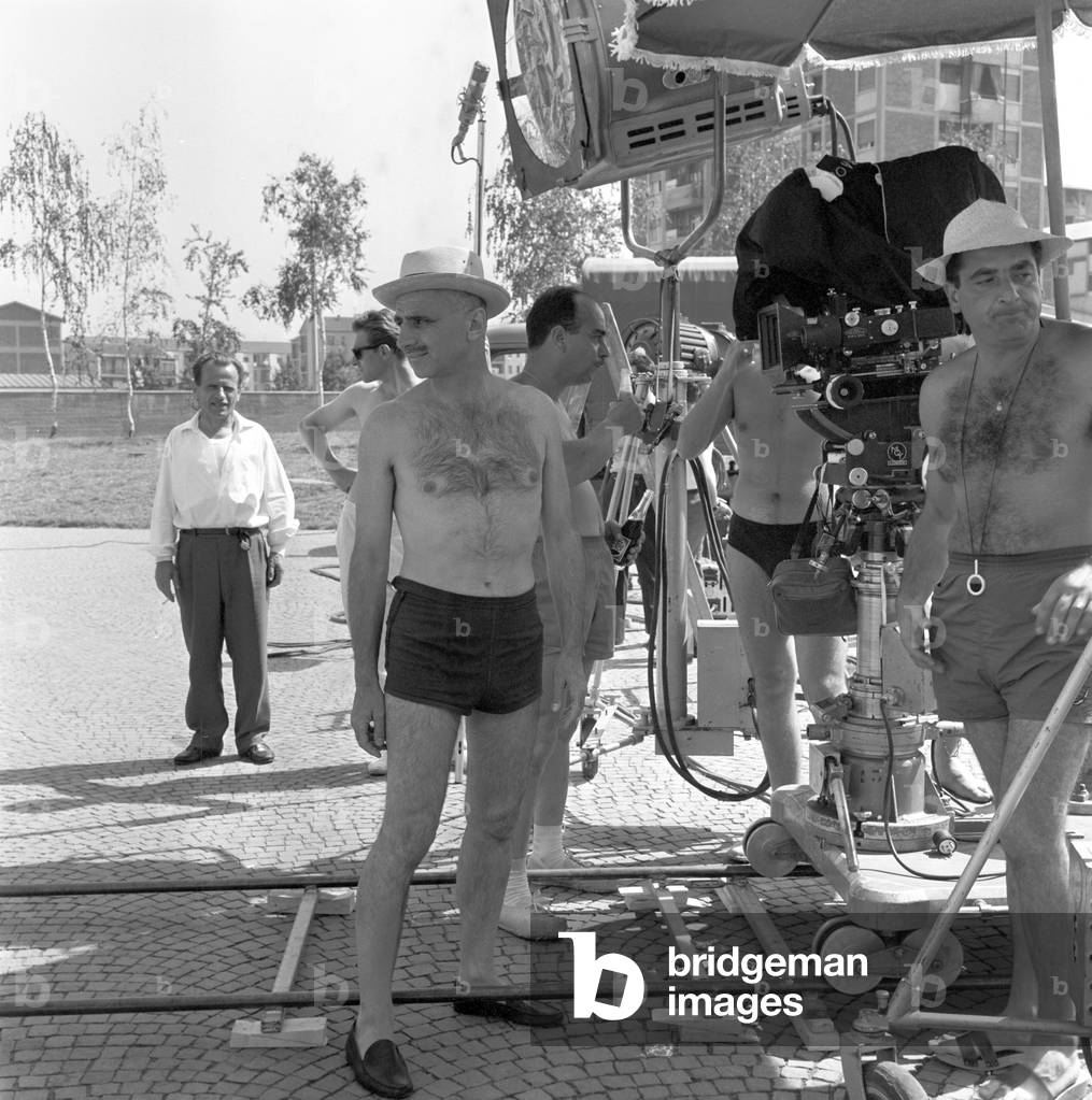Mario Monicelli on the set of Boccaccio '70 (b/w photo)