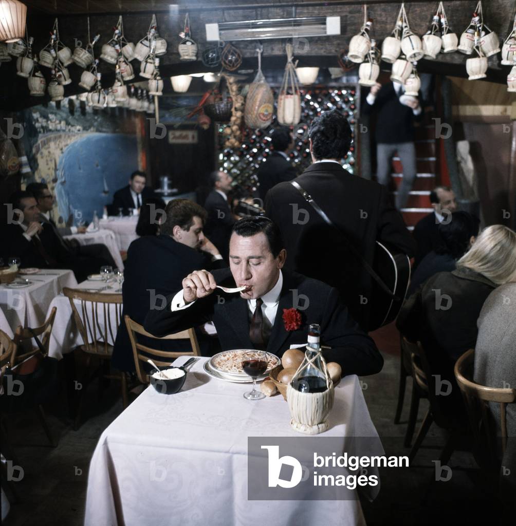 Fumo di Londra by Alberto Sordi, 1966