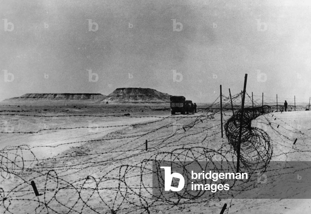 Italian barriers at el Qattara