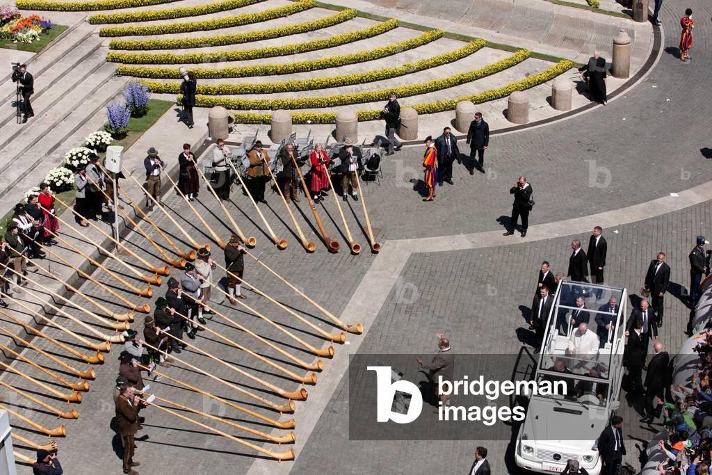 The pontiff Francis (Jorge Mario Bergoglio) holding a General Audience in Saint Peter's Square, Vatican City, 19th April 2017 (photo)