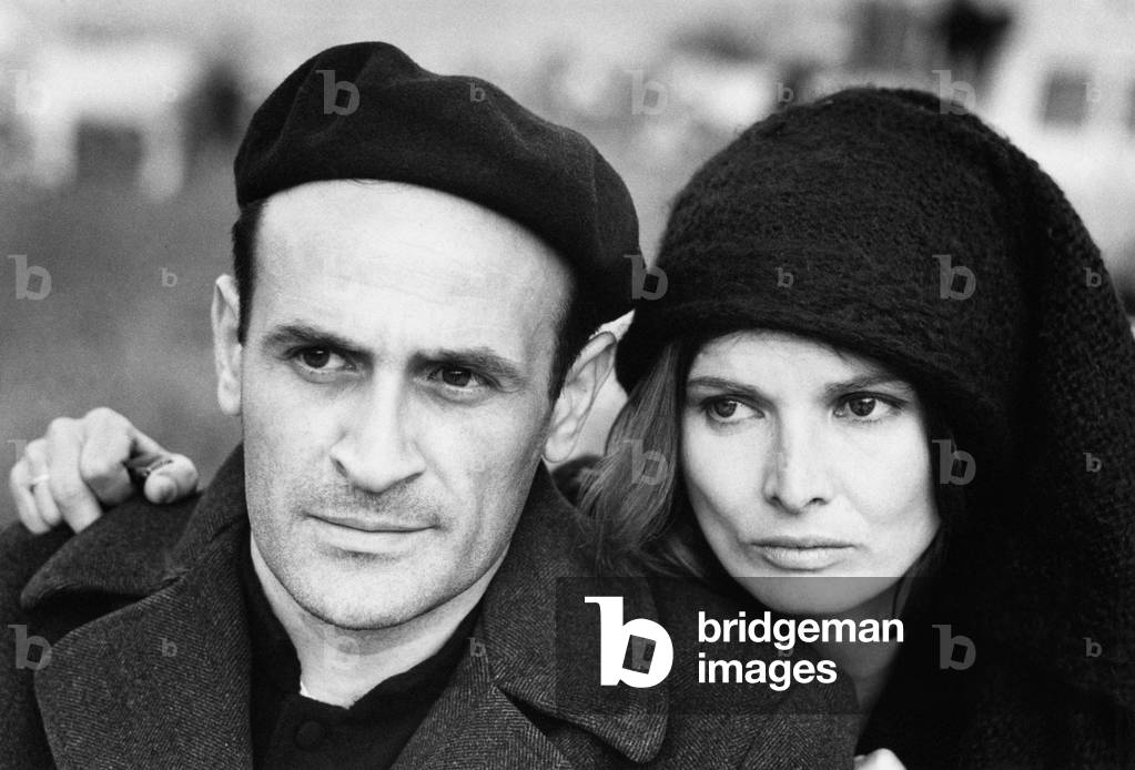 Scilla Gabel and Pier Paolo Capponi on the set of 'Vino e Pane', 1972 (b/w photo)
