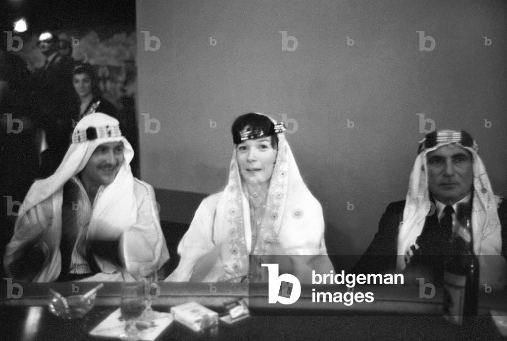 Shirley MacLaine in an Arab restaurant, USA, 1964 (b/w photo)