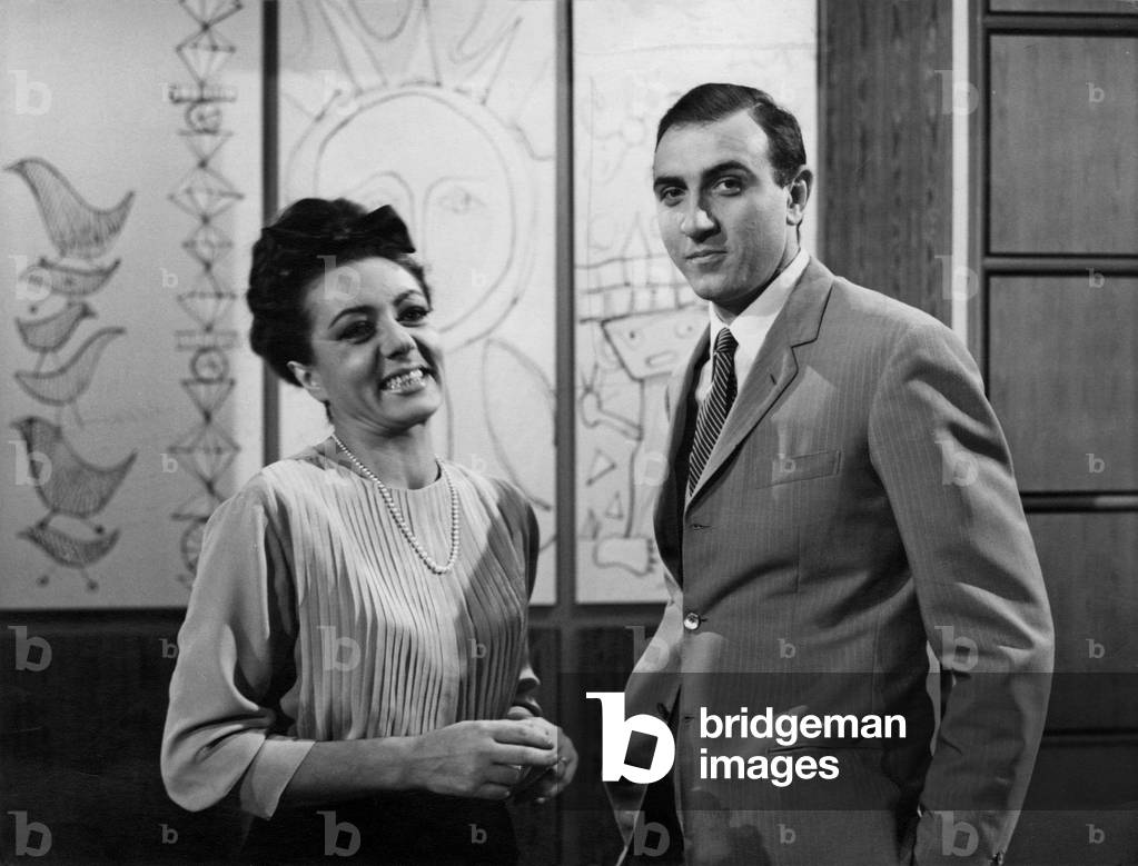 Pippo Baudo and Enza Soldi presenting Telecruciverba