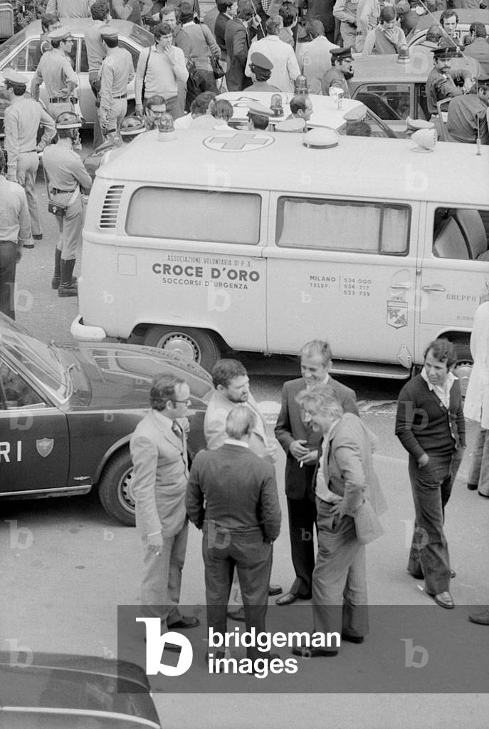 Insubria Square robbery, Italy, 1975 (b/w photo)