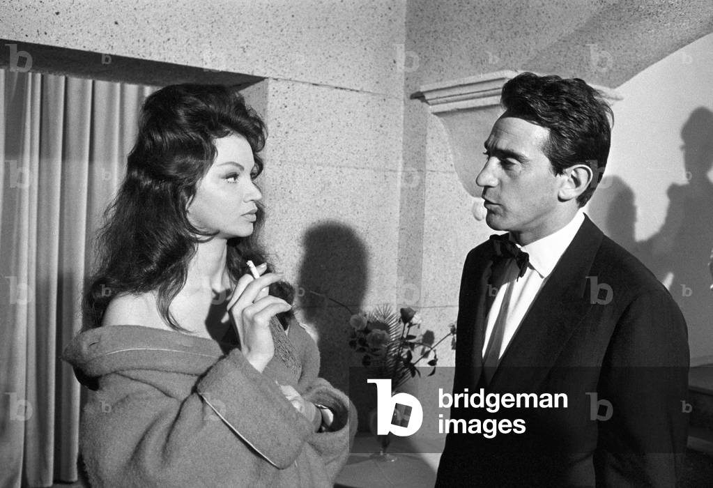 Walter Chari and Chelo Alonso during a break on the set of 