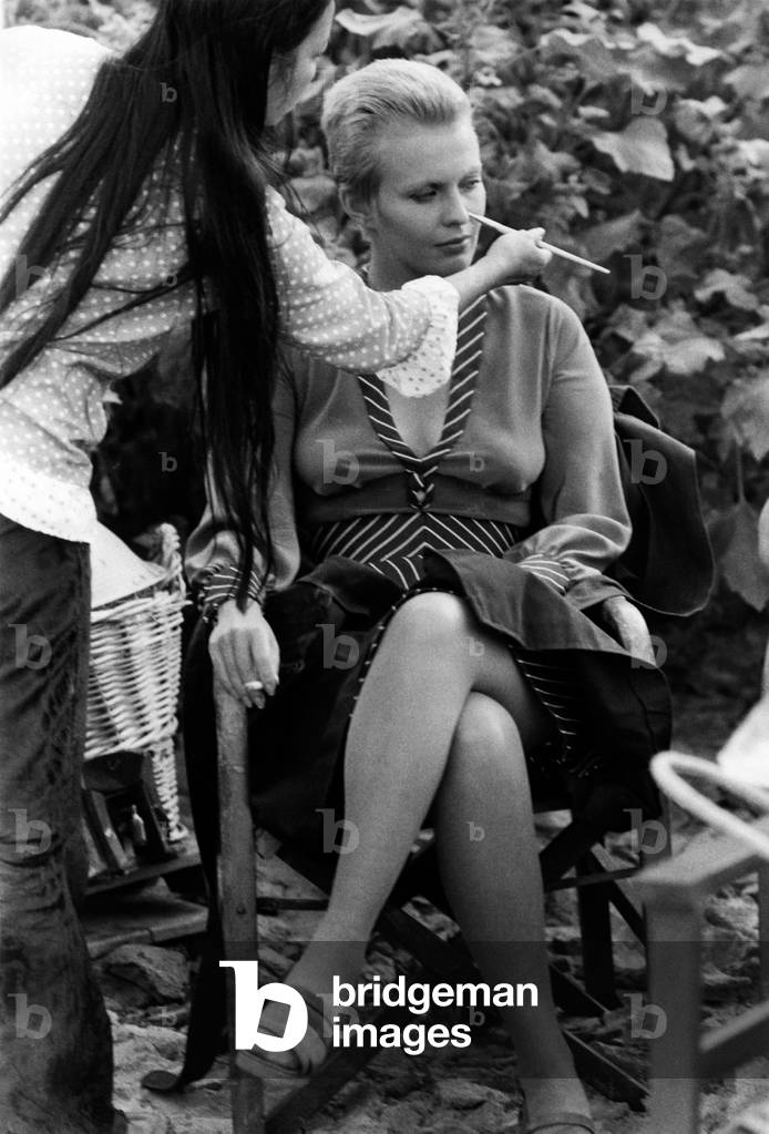 Jean Seberg on the set of 'This kind of love'