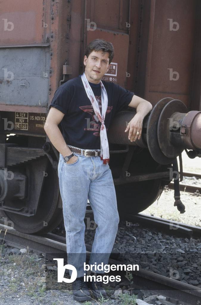 Ricky Memphis on the set of Ultra, Italy, 1991