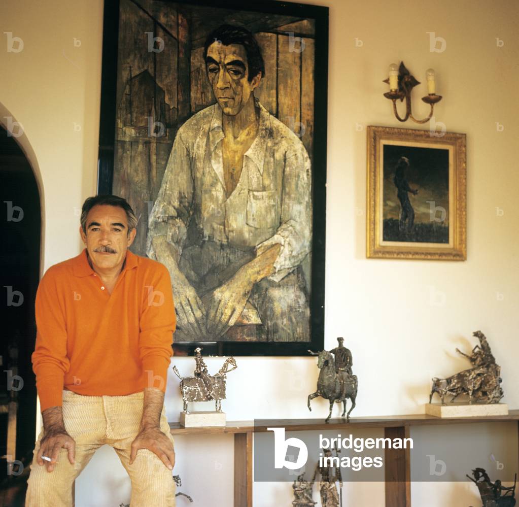 Anthony Quinn posing, 1960 (photo)