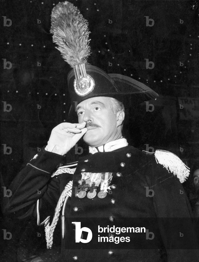 Vittorio De Sica in Bread, Love and Dreams