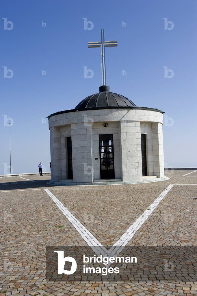 Ossuary, Monte Grappa, first wold war, Veneto, Italy (photo)