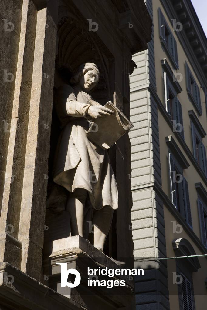 Statue of Bernardo Cennini, Loggia del Mercato Nuovo, Florence, Italy (photo)