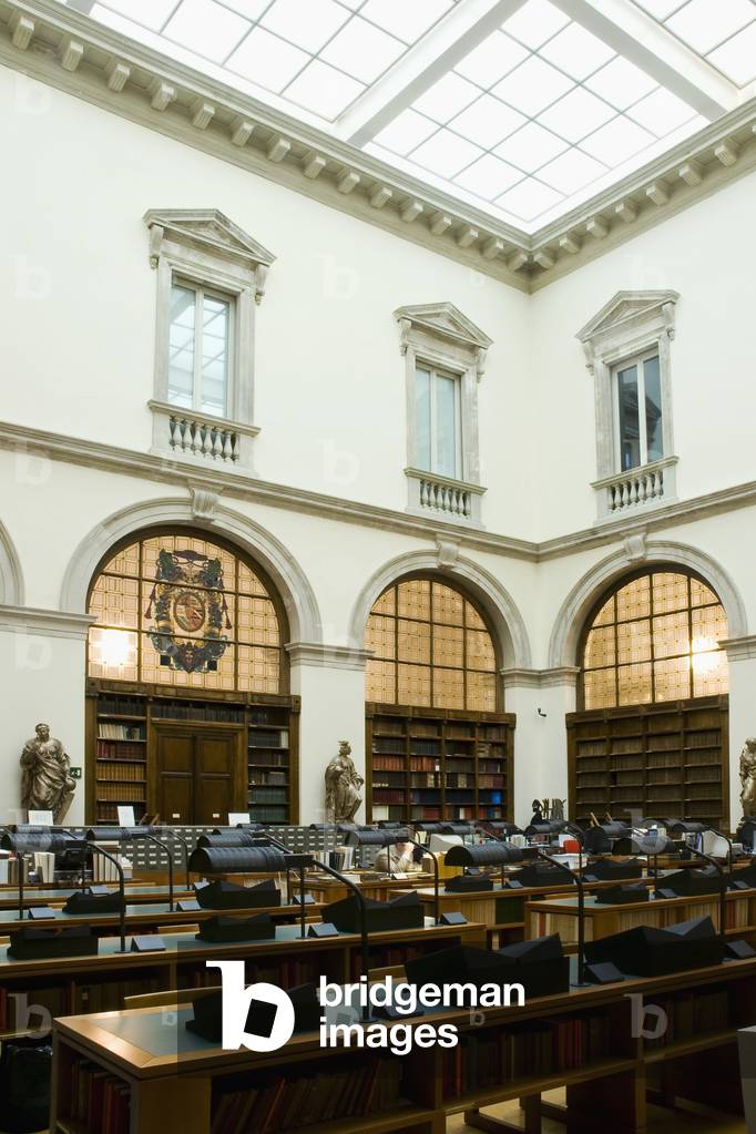 Current reading room at the Biblioteca Ambrosiana, Milan (photo)