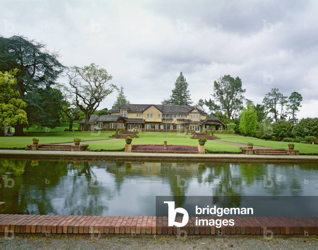 Exterior view of Green Gables, California (photo)