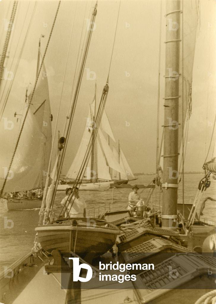 Hugh Matheson and his crew ready his boat 