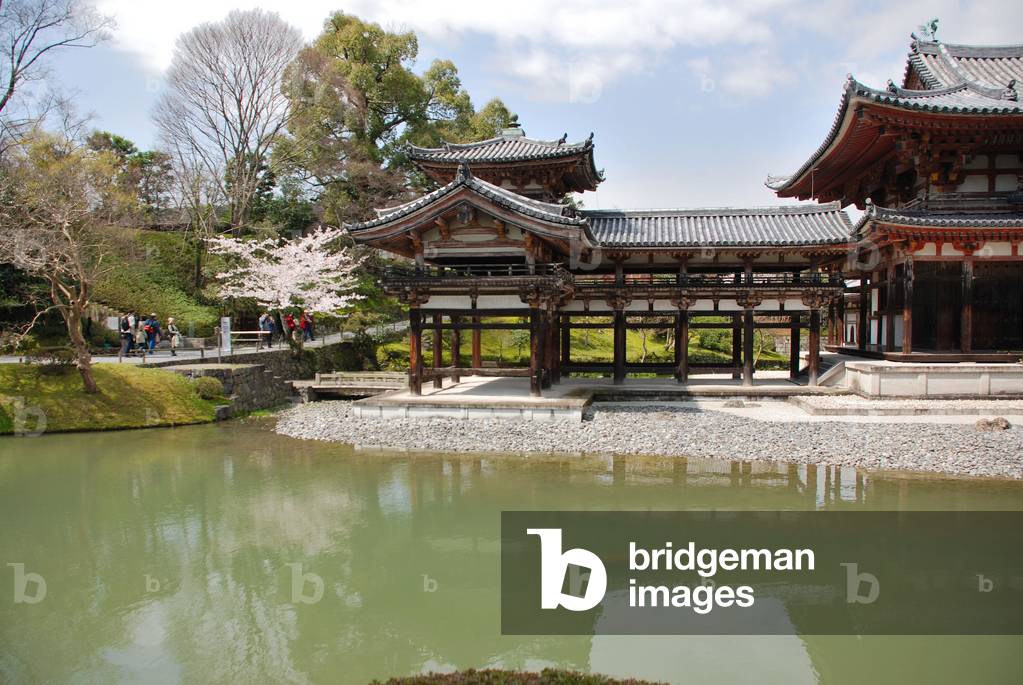 Byodo-in - Hoodo (Phenix Pavilion) - Uji (Kyoto Prefecture) - Japan - 1053 - Buddhist temple - garden with pond - built by Fujiwara no Yorimichi - UNESCO World Heritage designation 1994 - Byodo-in - Hoodo (Phoenix Hall) - Uji (Kyoto Prefecture) - Japan - 1053 - Buddhist temple - garden with pond built by Fujiwara no Yorimichi - UNESCO World Heritage Site 1994