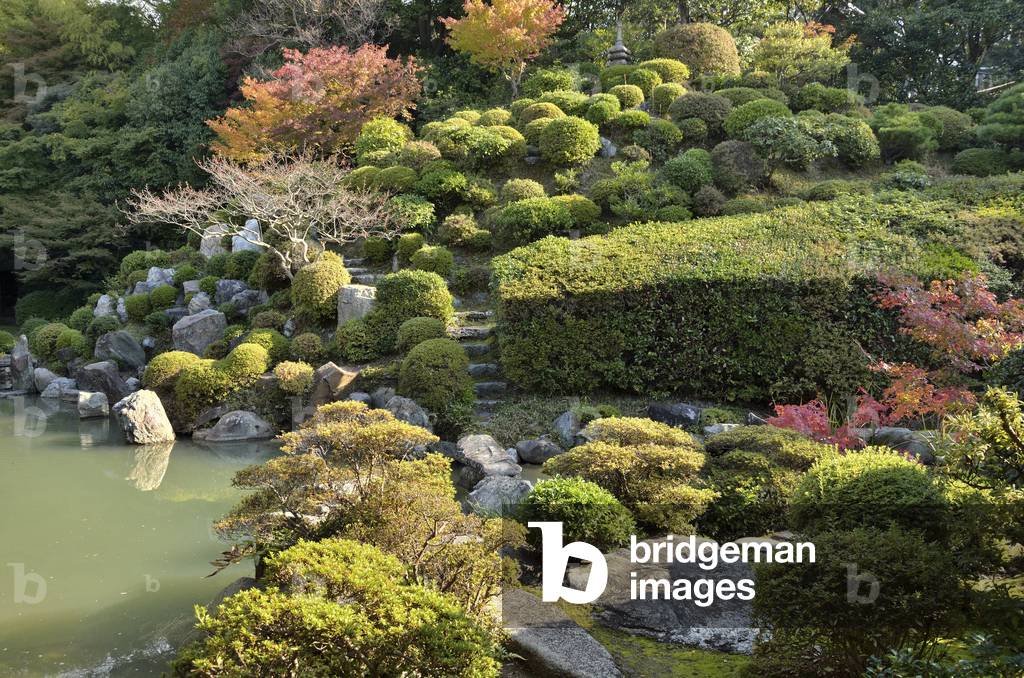 Chishaku-in - Kyoto (Japan) - Edo period - Buddhist temple - garden with pond designed by Sen no Rikyu (1522-1591) - Chishaku-in - Kyoto (Japan) - Edo period - Buddhist temple - pond viewing garden designed by Sen no Rikyu (1522-1591)