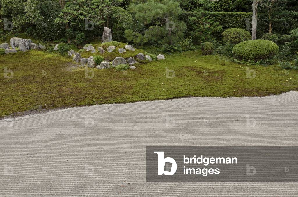Funda-in (sub-temple of Tofuku-ji) - Kyoto (Japan) - Buddhist temple - karesansui (dry landscape garden) - South garden designed by Sesshu monk around 1460-1470 - restored by Shigemori Mirei in 1939 - West garden of Shigemori Mirei - Funda-in (sub-temple of Tofuku-ji) - Kyoto (Japan) Buddhist temple - karesansui (dry landscape garden) - the southern garden designed by monk Sesshu circa 1460-1470 - restaured by Shigemori Mirei in 1939 - eastern garden designed by Shigemori Mirei
