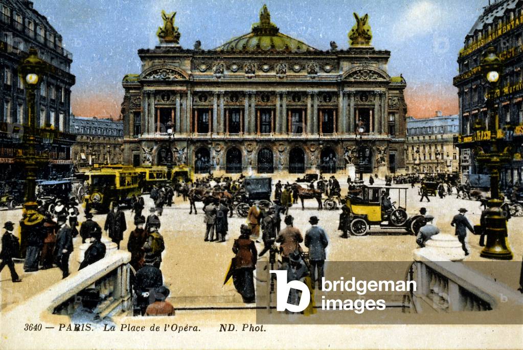 PARIS - Place de l'Opera