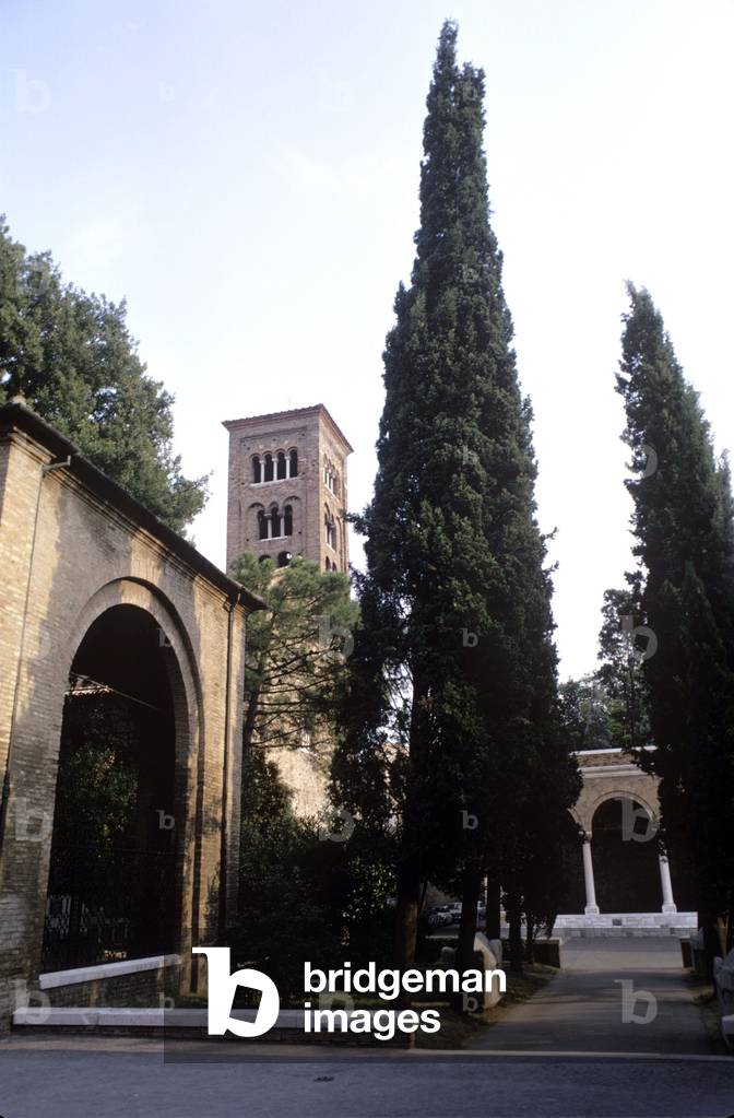 Dante's tomb, Ravenna. Italy