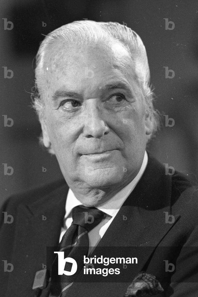 Jose Luis de Vilallonga, 1988 (b/w photo)
