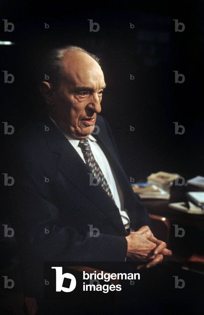 Raymond Aron