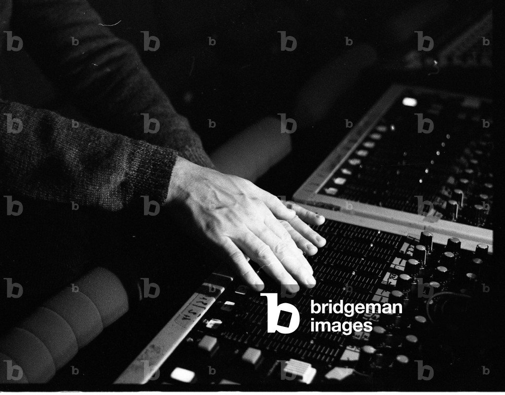 Hands of Denis lifting 1985