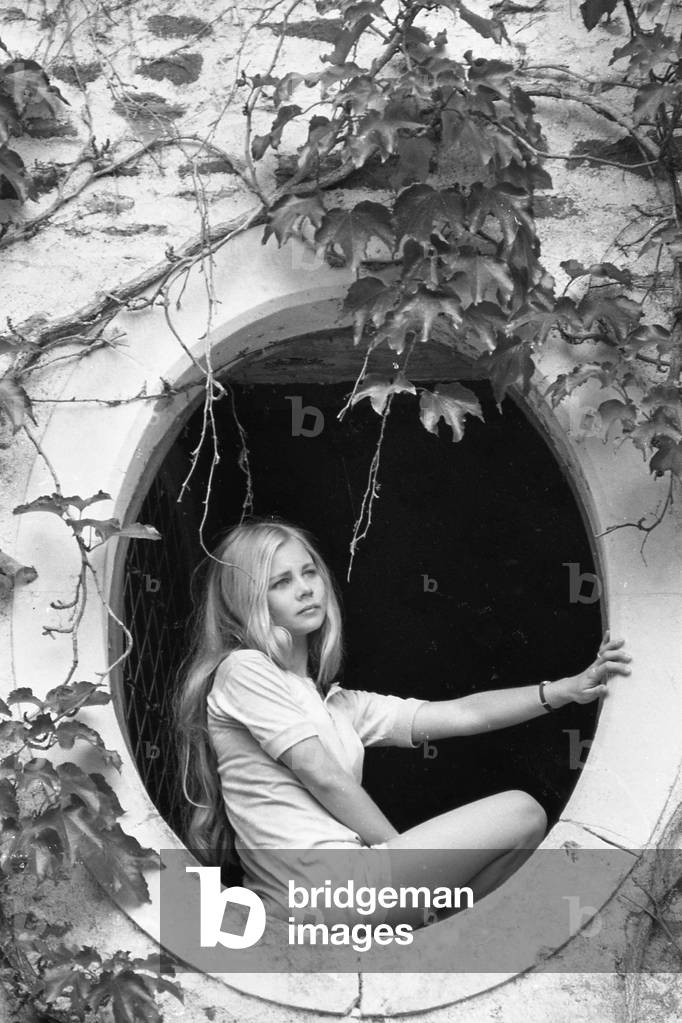 Catherine Wagener (b/w photo)