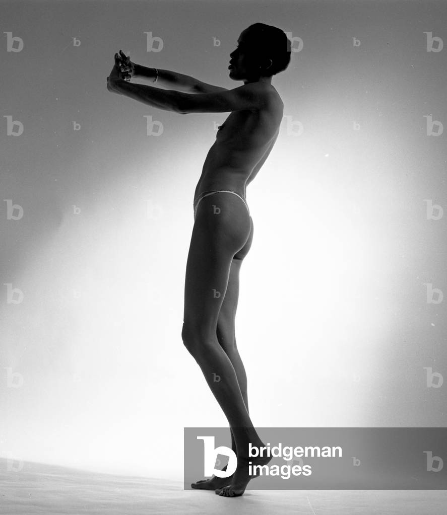 Naked black woman, 20th century