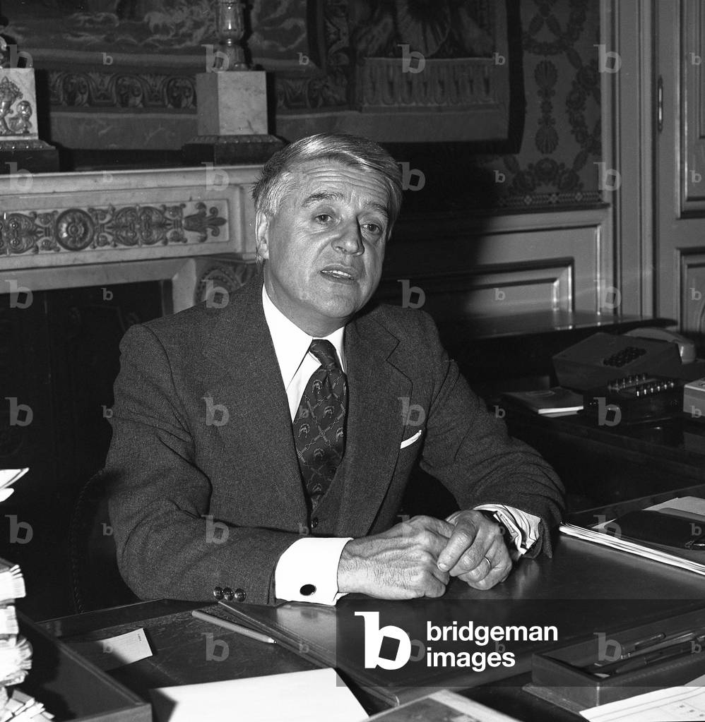 Robert Boulin  (b/w photo)