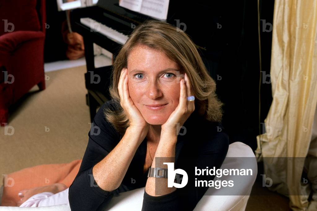 Eve de Castro-Robinson